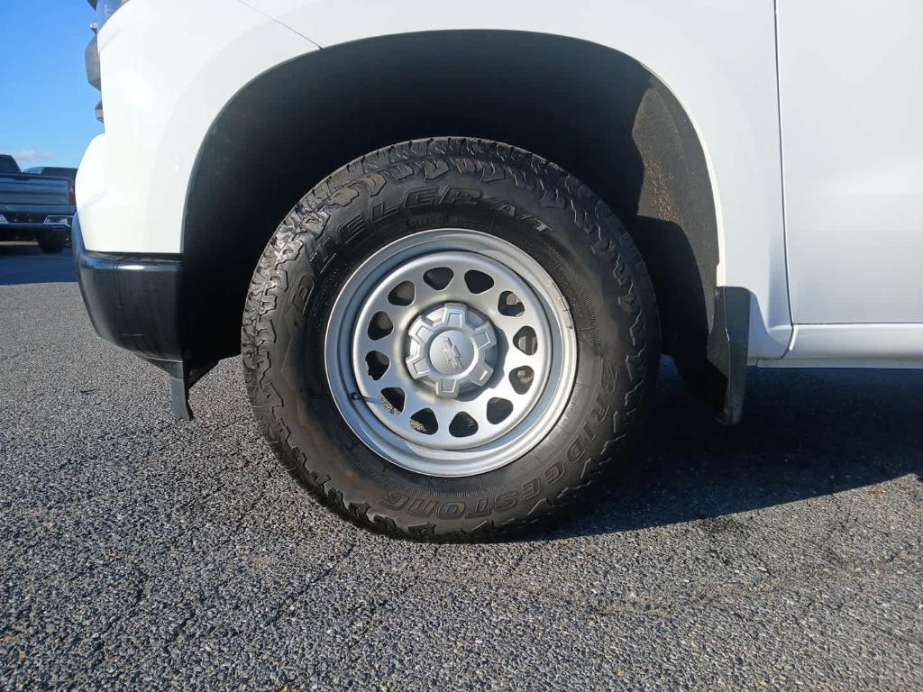 used 2022 Chevrolet Silverado 1500 car, priced at $31,800