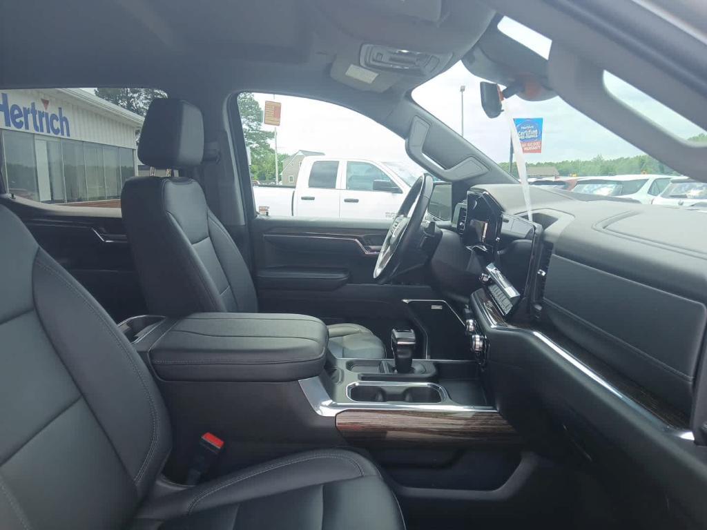 used 2023 GMC Sierra 1500 car, priced at $41,898