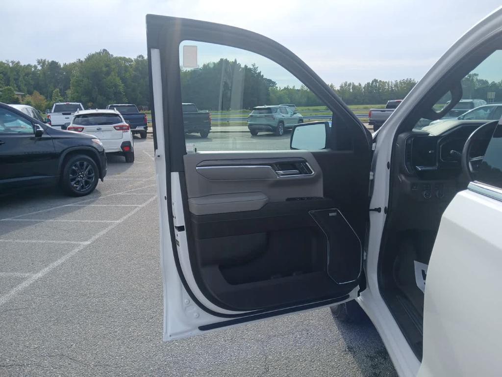 used 2023 Chevrolet Silverado 1500 car, priced at $49,395
