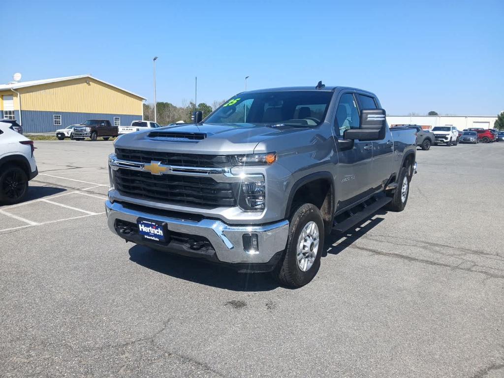 new 2025 Chevrolet Silverado 2500 car, priced at $70,370