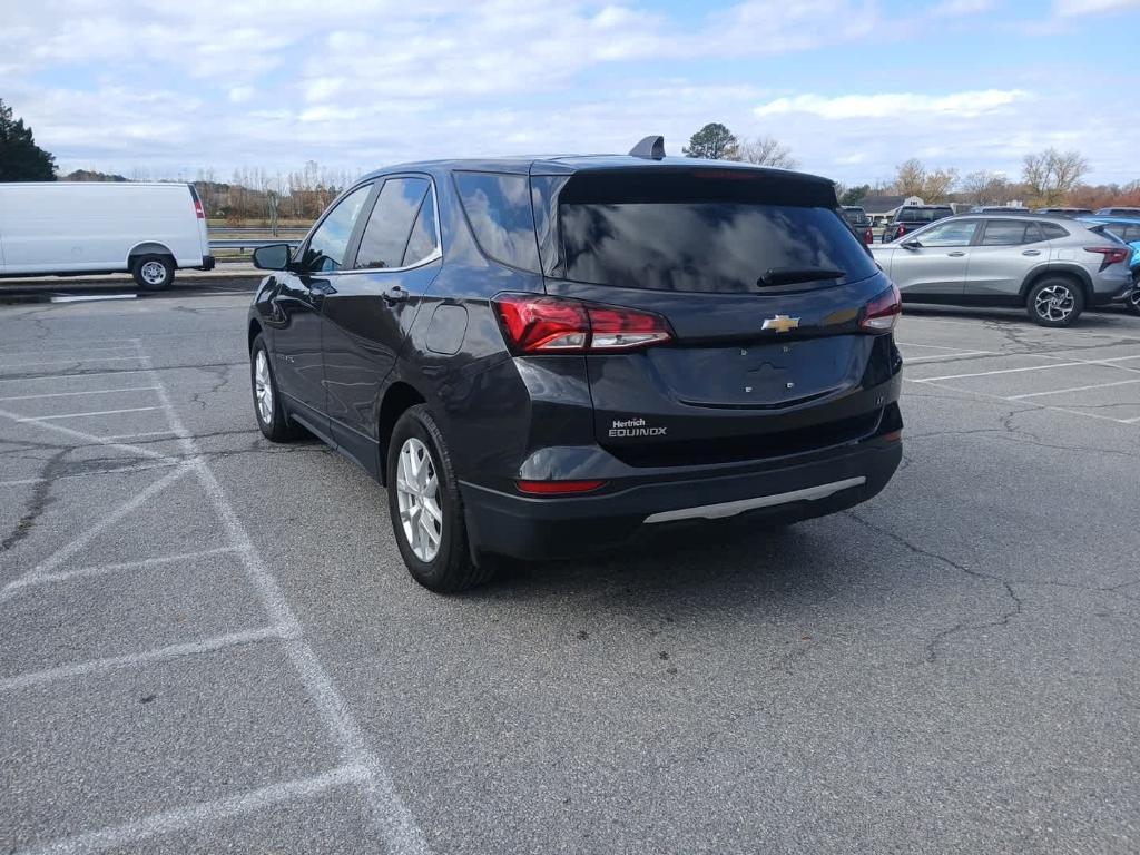 used 2022 Chevrolet Equinox car, priced at $22,999