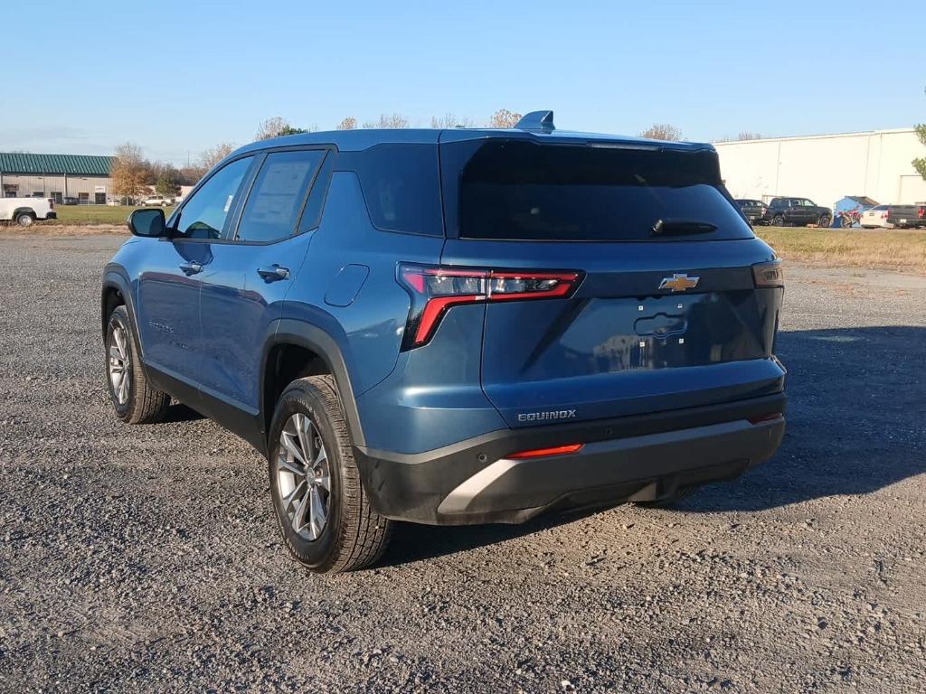new 2026 Chevrolet Equinox car, priced at $30,495
