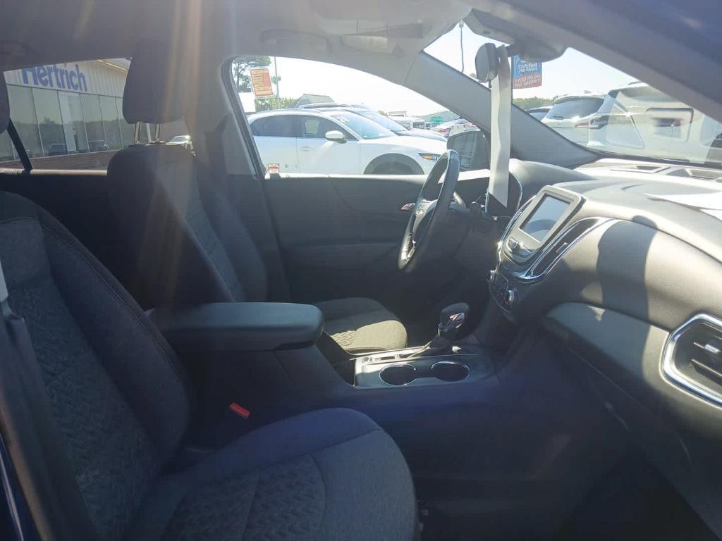 used 2022 Chevrolet Equinox car, priced at $22,700