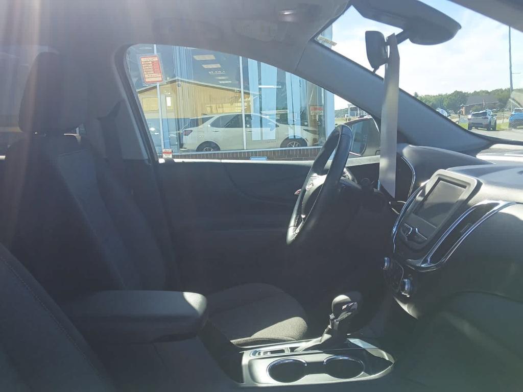 used 2022 Chevrolet Equinox car, priced at $23,100