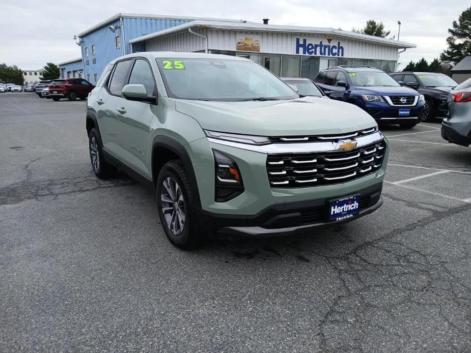 new 2025 Chevrolet Equinox car, priced at $31,995