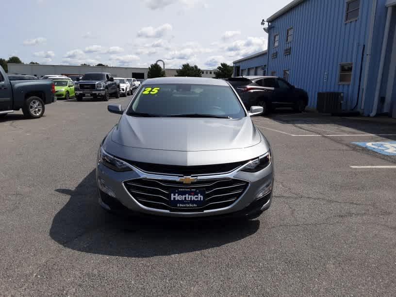 new 2025 Chevrolet Malibu car, priced at $29,545