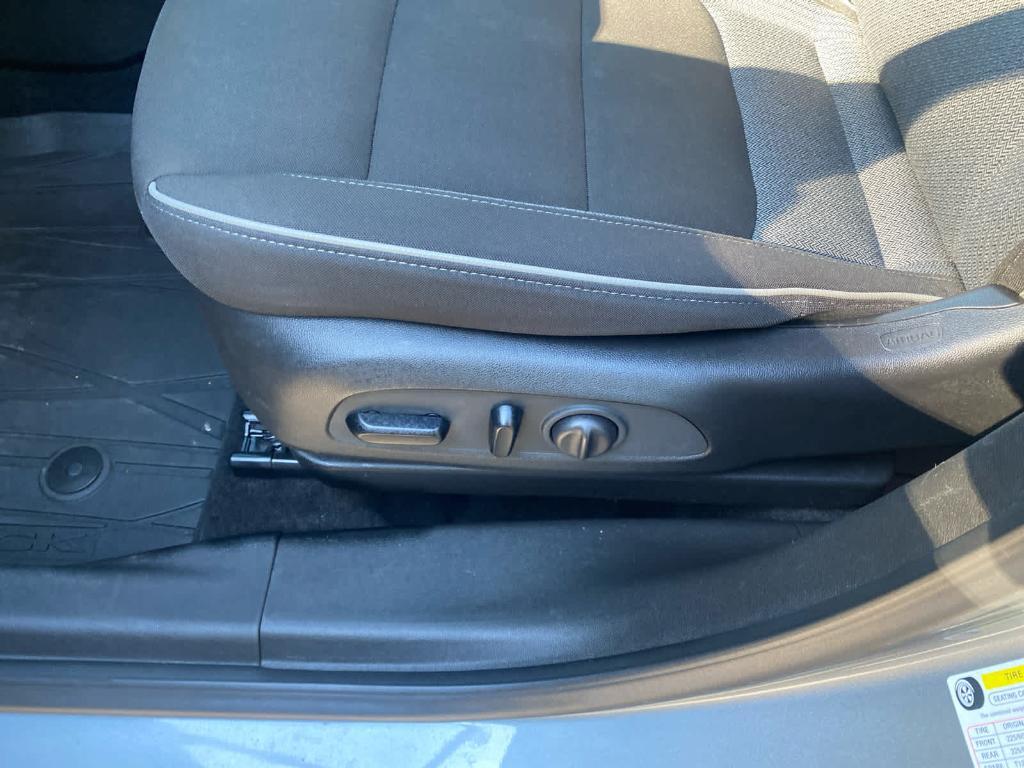 used 2023 Chevrolet TrailBlazer car, priced at $23,999