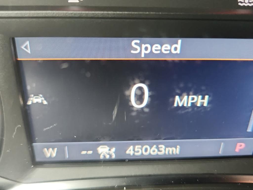 used 2024 Chevrolet Equinox car, priced at $22,900