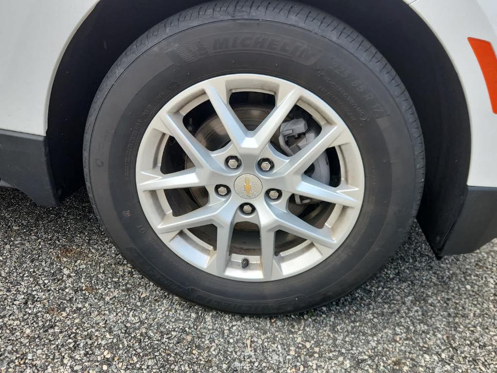 used 2024 Chevrolet Equinox car, priced at $22,900