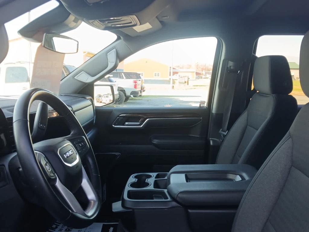 used 2024 GMC Sierra 1500 car, priced at $37,900
