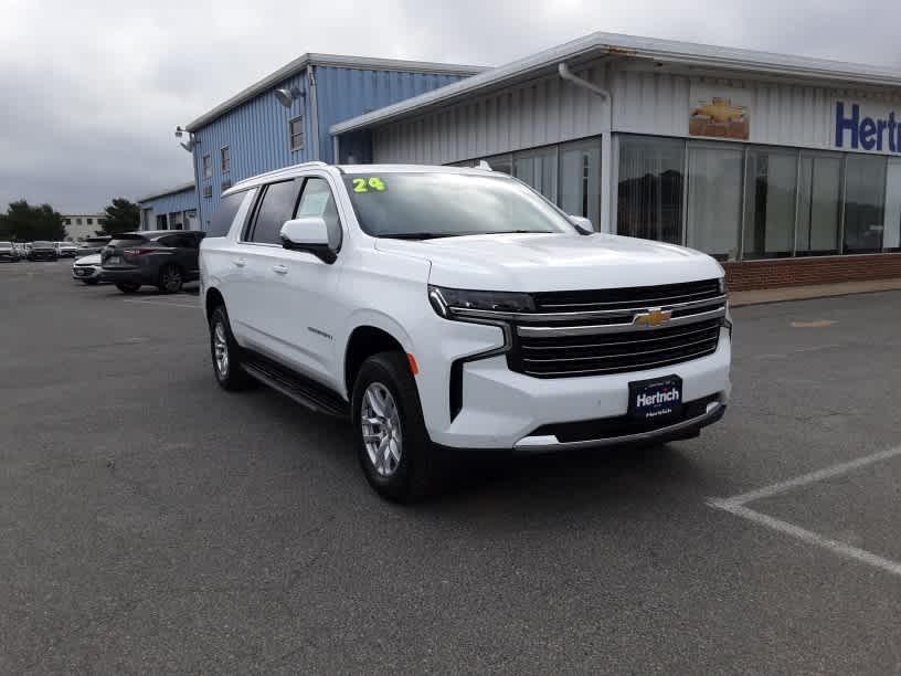 new 2024 Chevrolet Suburban car, priced at $73,655