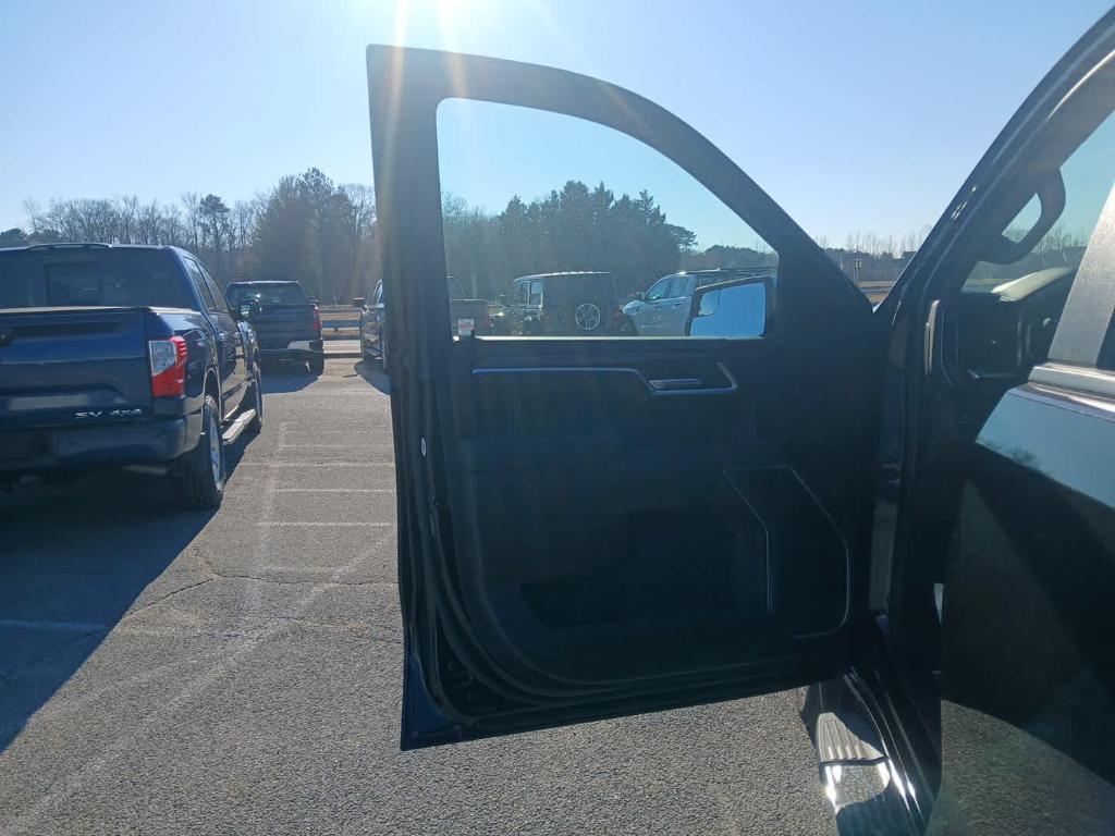 new 2025 Chevrolet Silverado 1500 car, priced at $57,540