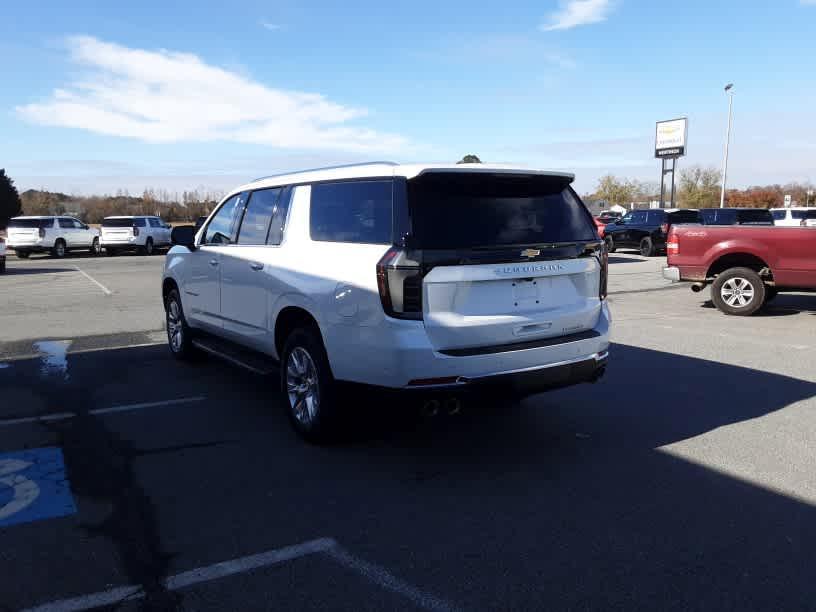 new 2025 Chevrolet Suburban car, priced at $83,180