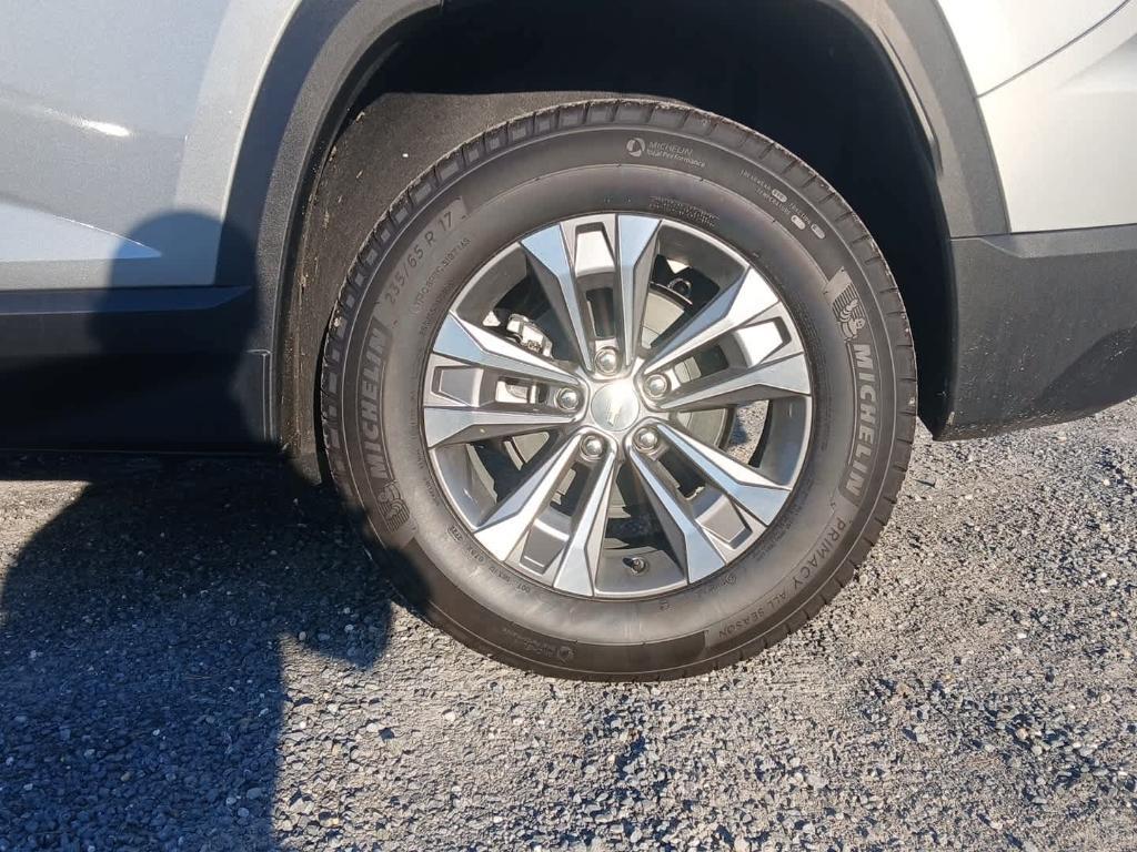 new 2026 Chevrolet Equinox car, priced at $36,140