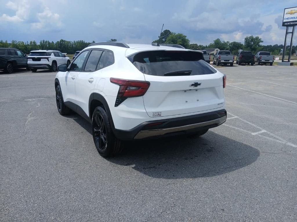 new 2025 Chevrolet Trax car, priced at $25,937