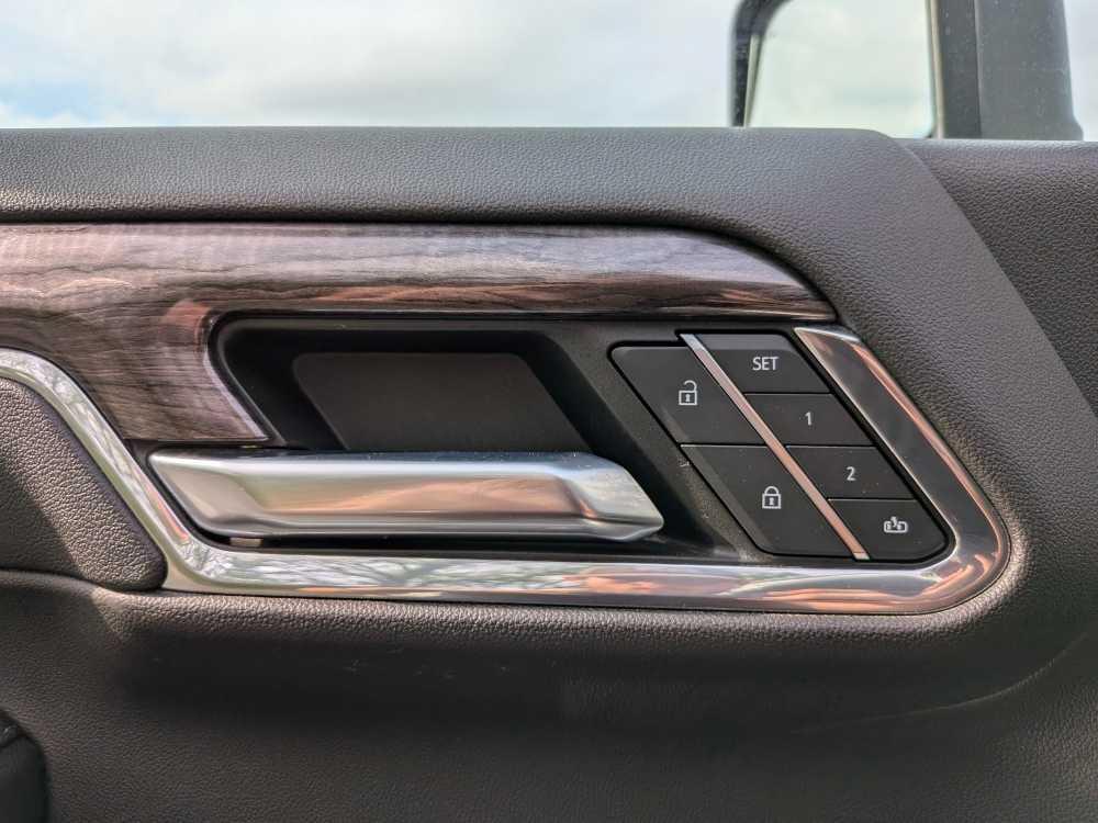 used 2024 Chevrolet Silverado 2500 car, priced at $61,902
