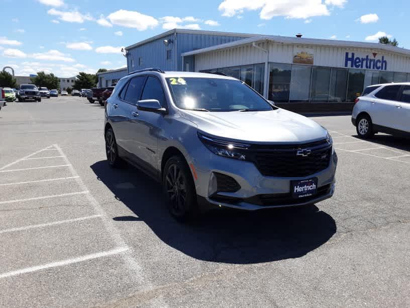 new 2024 Chevrolet Equinox car, priced at $30,295