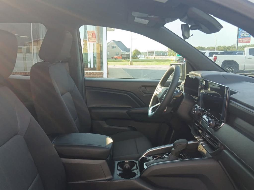 new 2025 Chevrolet Colorado car, priced at $39,155