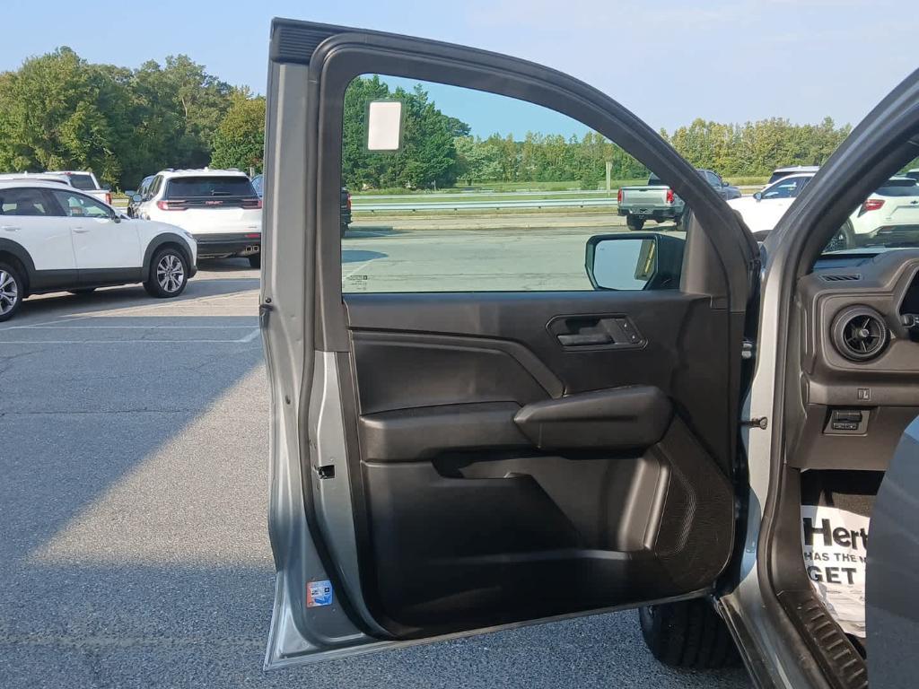 new 2025 Chevrolet Colorado car, priced at $39,155