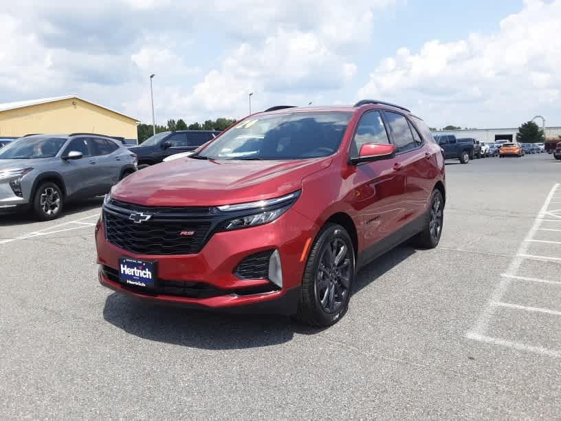 new 2024 Chevrolet Equinox car, priced at $29,840