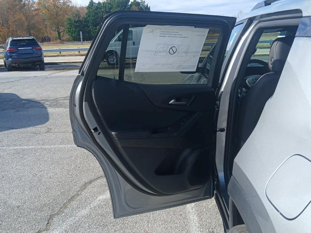 new 2026 Chevrolet Equinox car, priced at $37,895