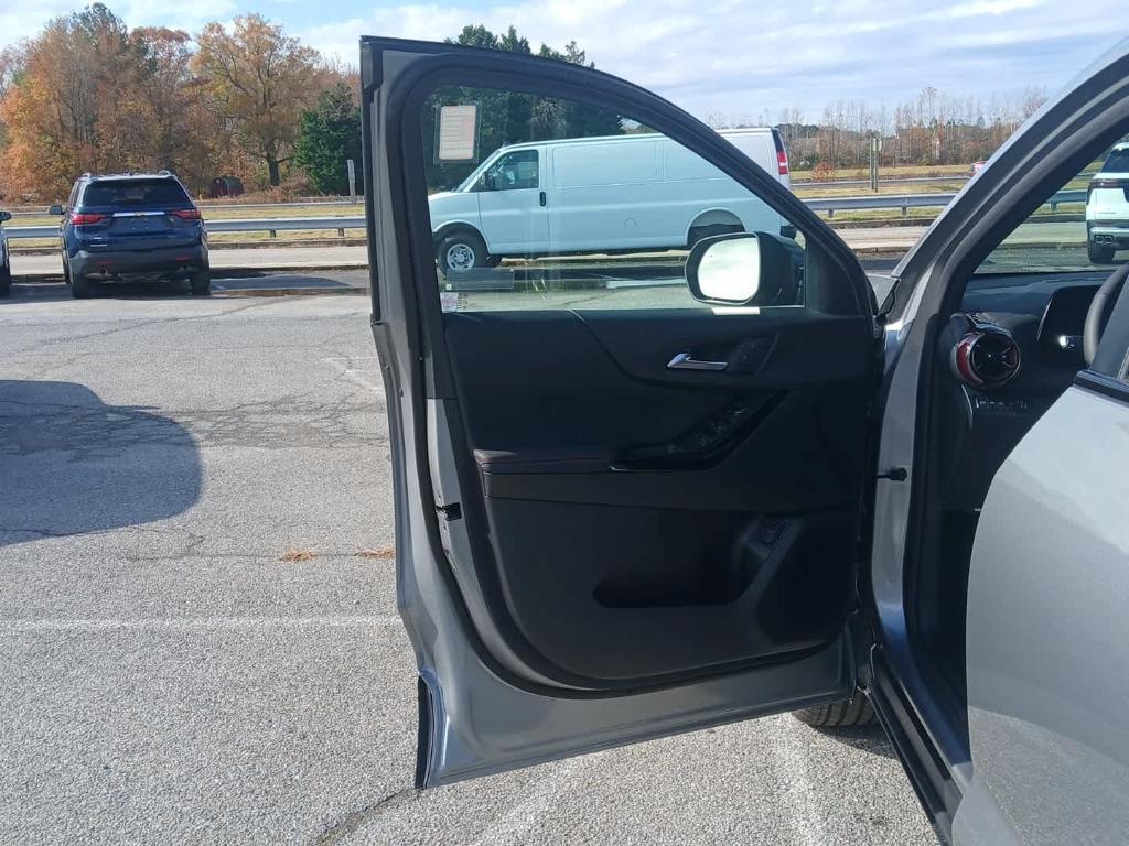 new 2026 Chevrolet Equinox car, priced at $37,895