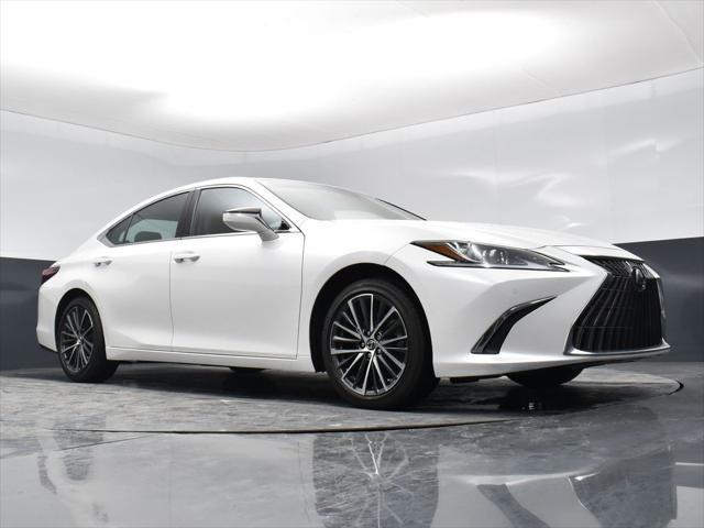 used 2022 Lexus ES 350 car, priced at $40,900