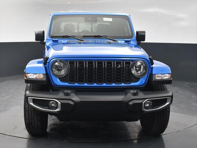 new 2024 Jeep Gladiator car, priced at $52,758