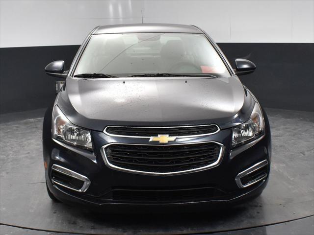 used 2015 Chevrolet Cruze car, priced at $13,900