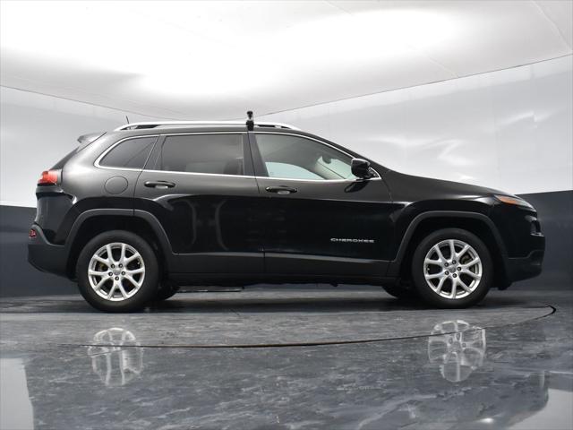 used 2018 Jeep Cherokee car, priced at $15,250