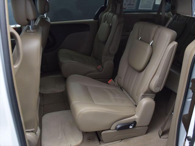 used 2015 Chrysler Town & Country car, priced at $13,500