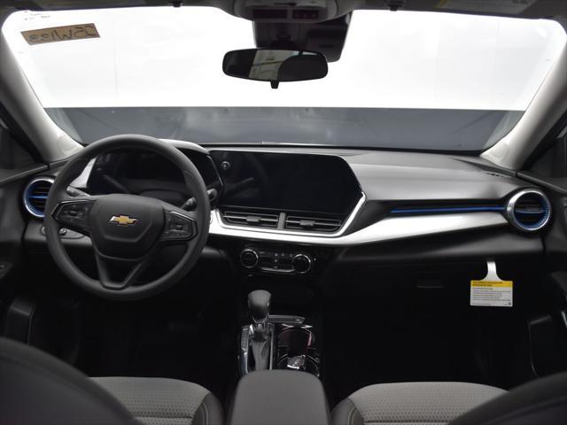 new 2025 Chevrolet Trax car, priced at $23,595