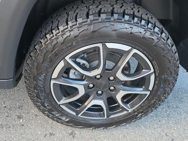 new 2024 Jeep Compass car, priced at $29,988