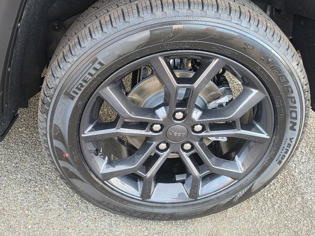 new 2025 Jeep Grand Cherokee car, priced at $45,397