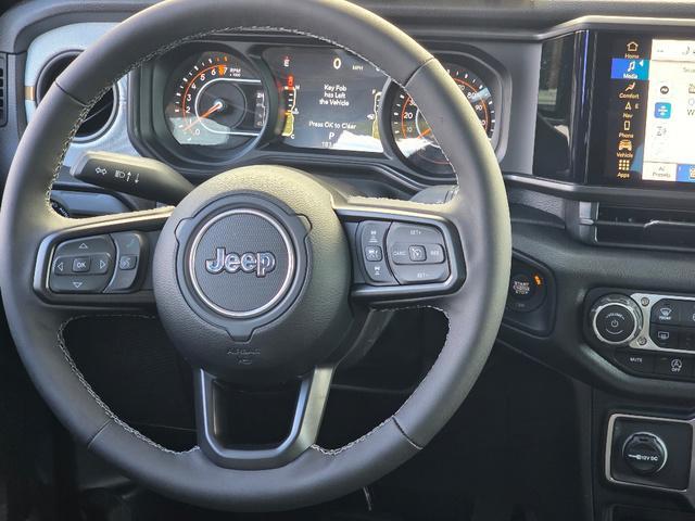 new 2025 Jeep Gladiator car, priced at $46,157