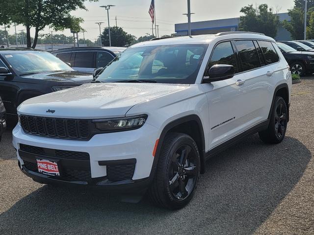 new 2024 Jeep Grand Cherokee L car, priced at $51,005