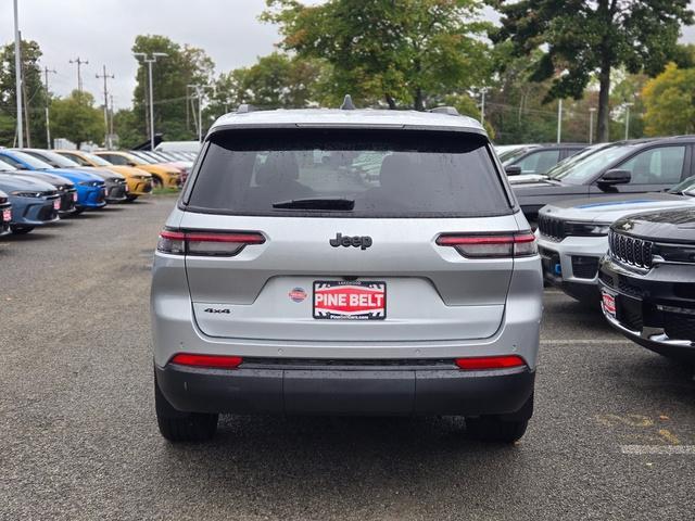 new 2024 Jeep Grand Cherokee L car, priced at $45,290