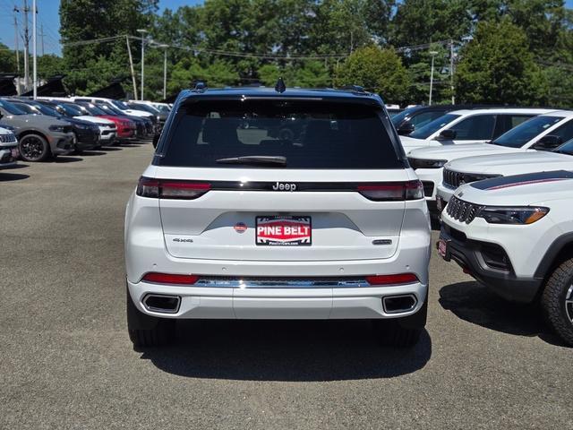 new 2024 Jeep Grand Cherokee car, priced at $59,378