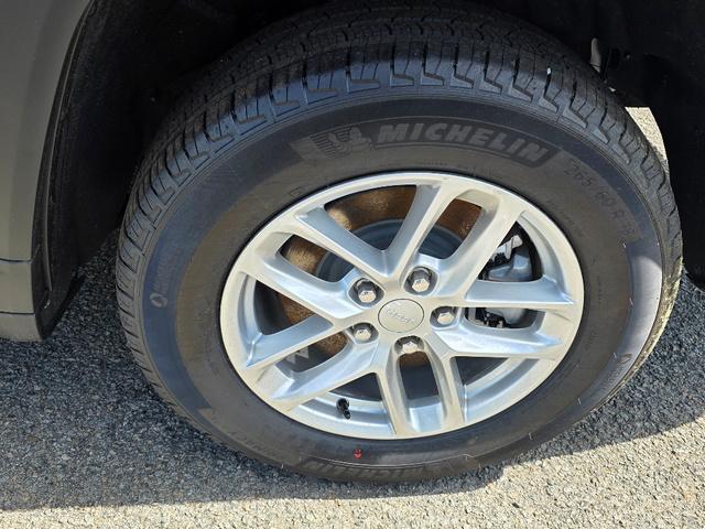 new 2025 Jeep Grand Cherokee L car, priced at $34,988