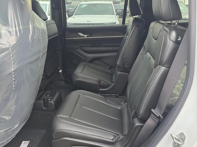 new 2025 Jeep Grand Cherokee L car, priced at $44,952