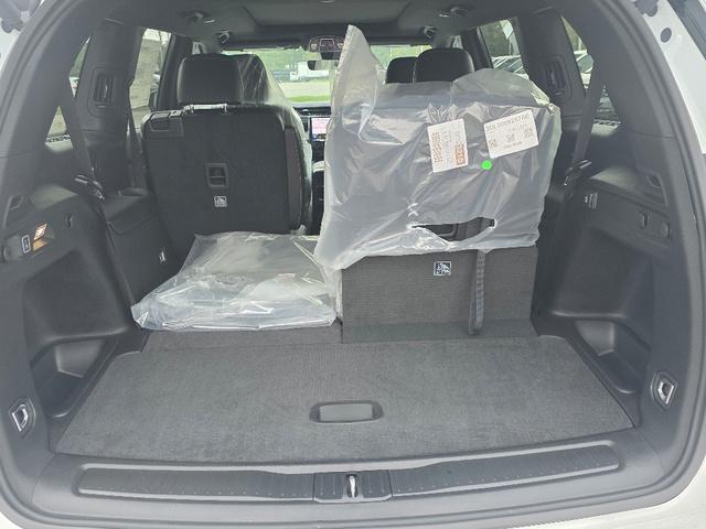 new 2025 Jeep Grand Cherokee L car, priced at $44,952