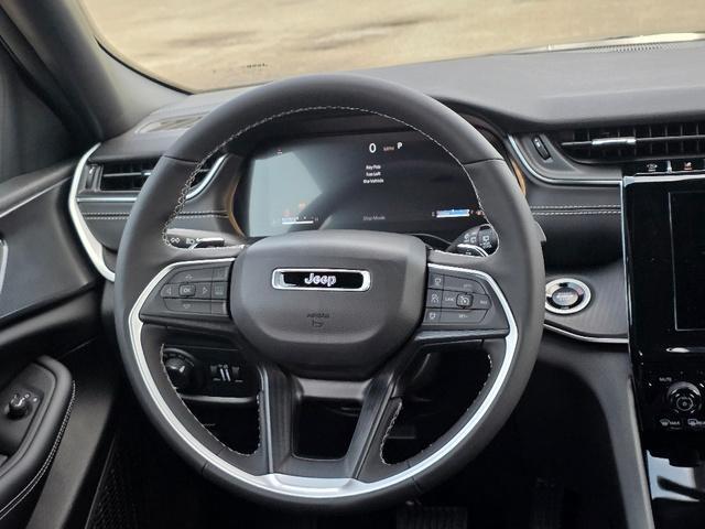 new 2025 Jeep Grand Cherokee car, priced at $38,817