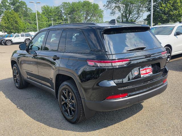 new 2025 Jeep Grand Cherokee car, priced at $38,817