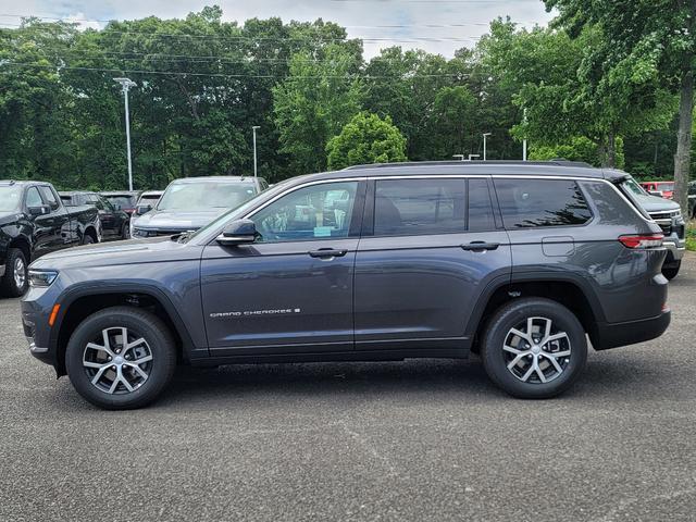 new 2024 Jeep Grand Cherokee L car, priced at $51,294