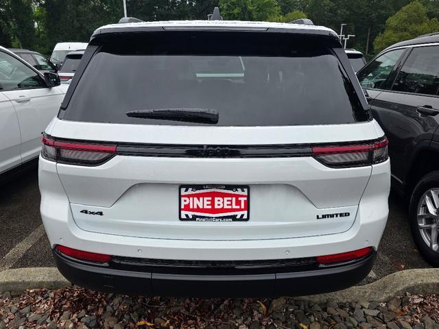 new 2025 Jeep Grand Cherokee car, priced at $48,802