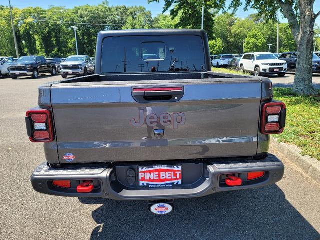 new 2024 Jeep Gladiator car, priced at $53,563