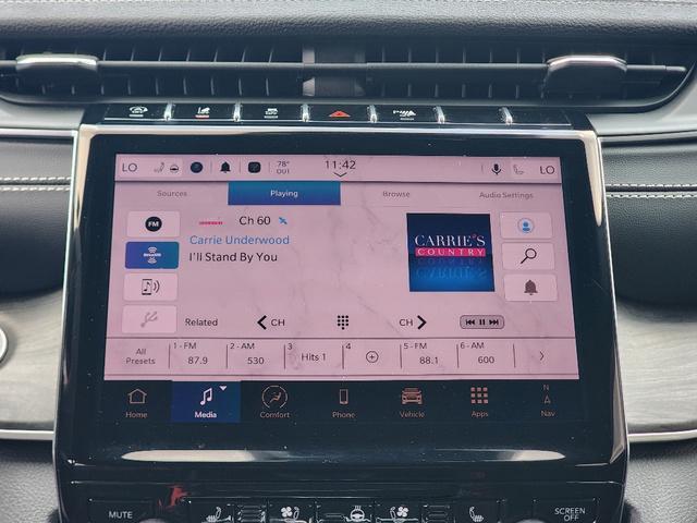 used 2025 Jeep Grand Cherokee car, priced at $43,921