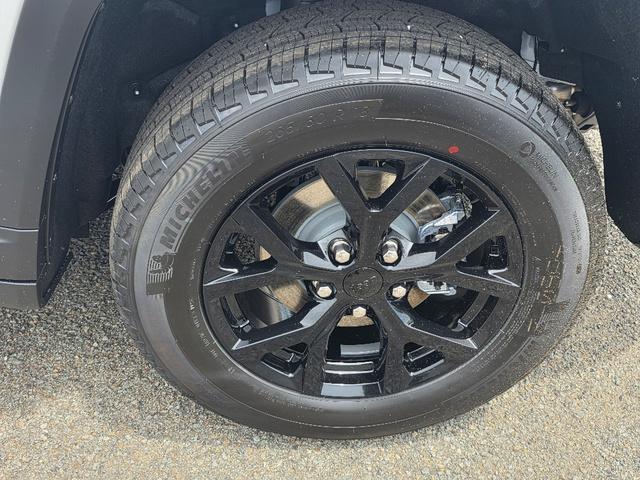 new 2025 Jeep Grand Cherokee car, priced at $36,797