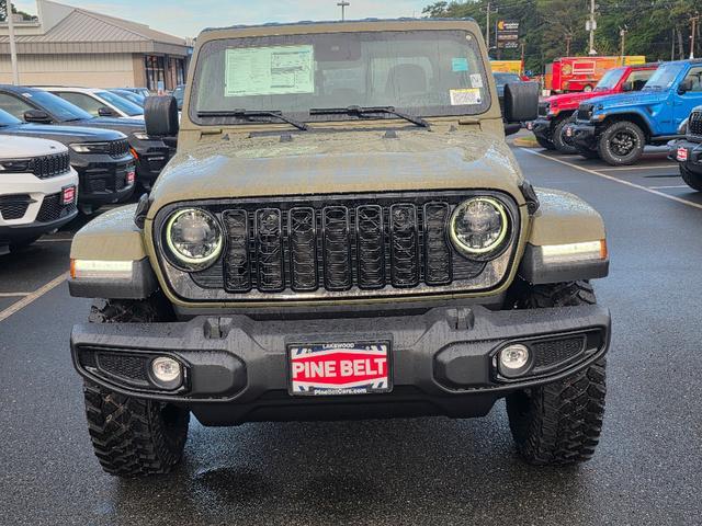 new 2025 Jeep Gladiator car, priced at $48,187