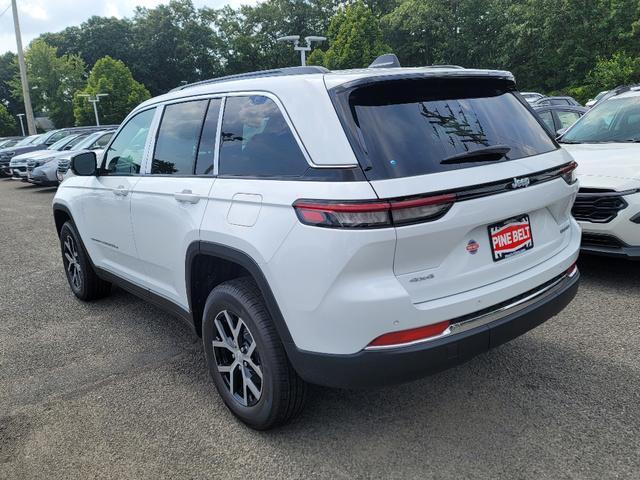 new 2024 Jeep Grand Cherokee car, priced at $43,600